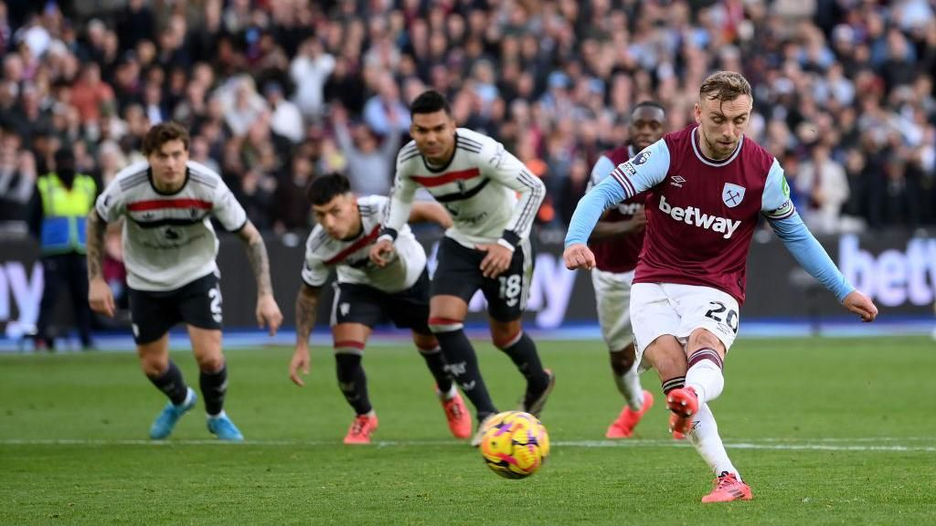 Manchester United để thua thua 1-2 trước West Ham